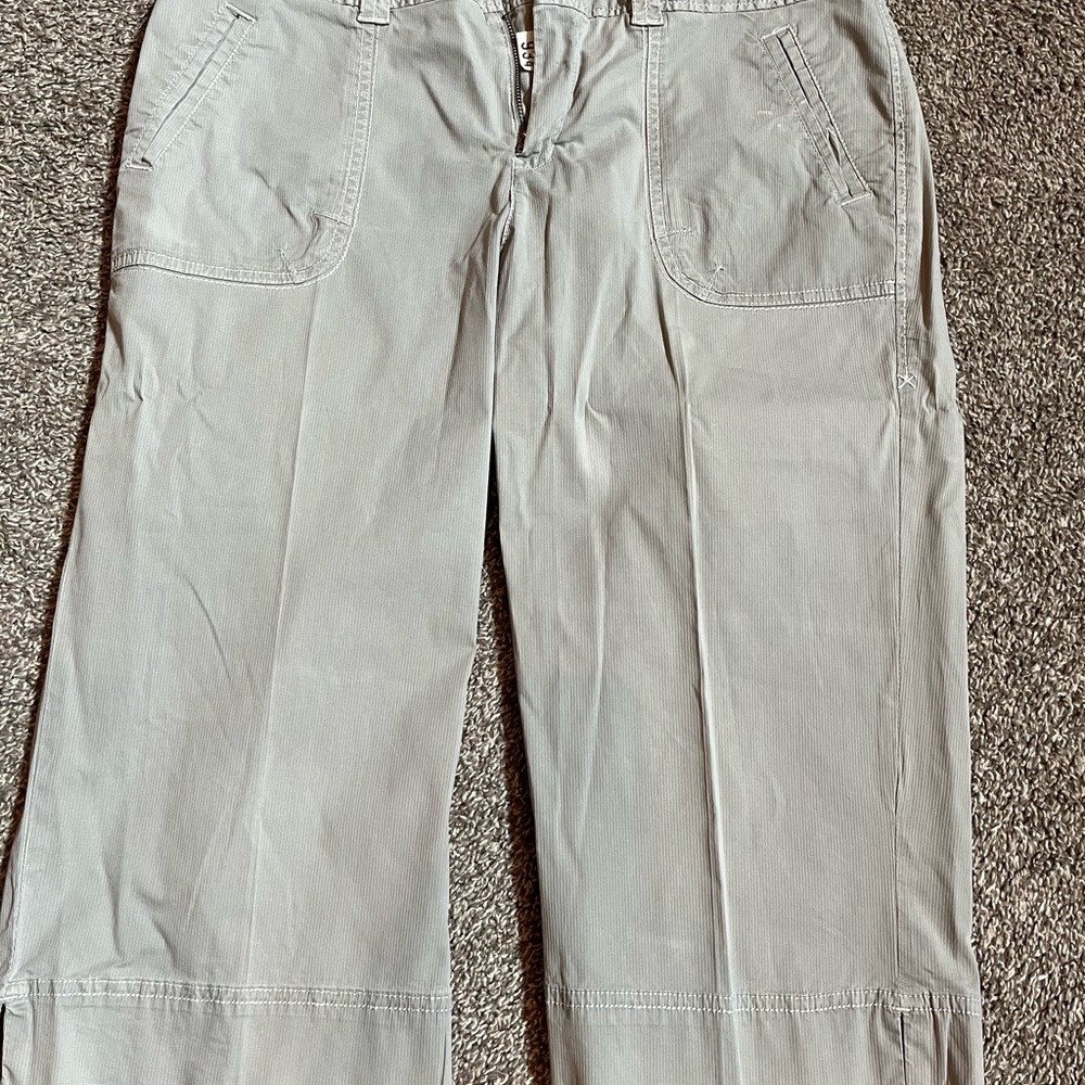 Ladies Eddie Bauer Light Brown Khaki Capri Pants Great Cond Sz 12 Subtle Stripes